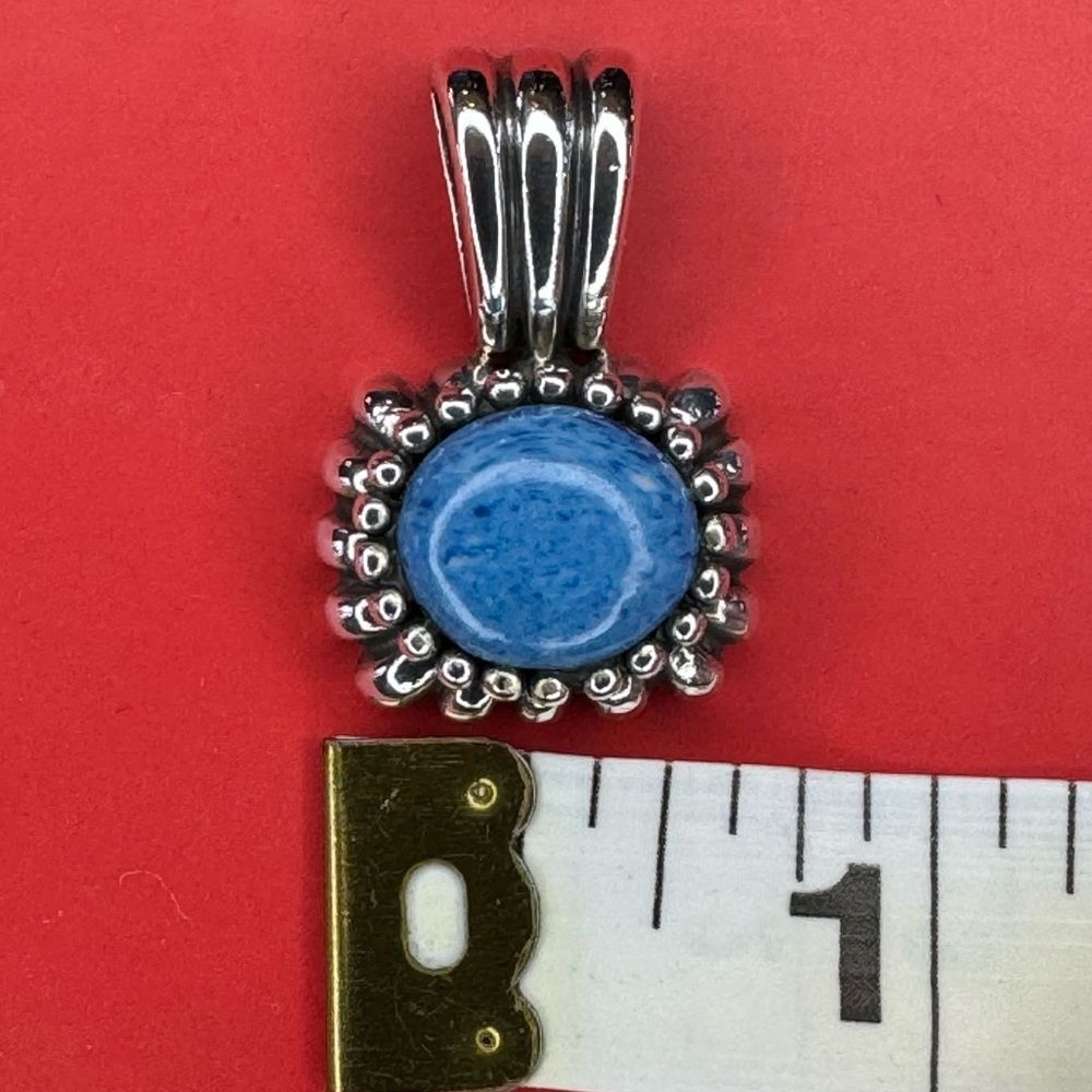 925 Silver and Turquoise Blue Pendant - Picture 3 of 5